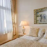 Victoria מלון 4*