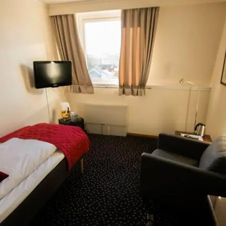 Victoria 4*