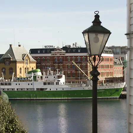 Victoria 4*