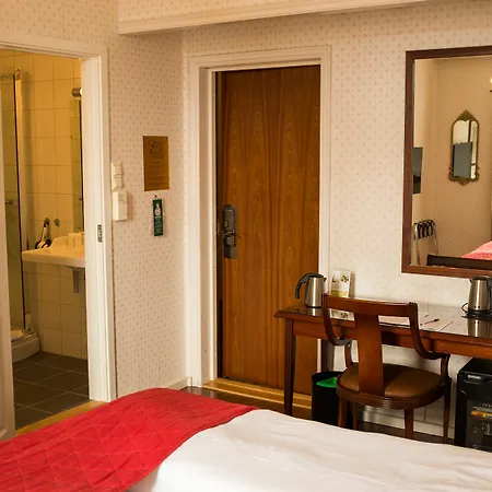 Hotell Victoria 4*